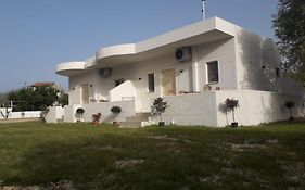 Vila Juna