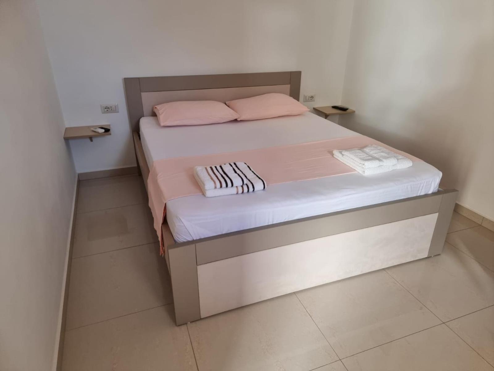 Vila Juna Ksamil Szoba fotó